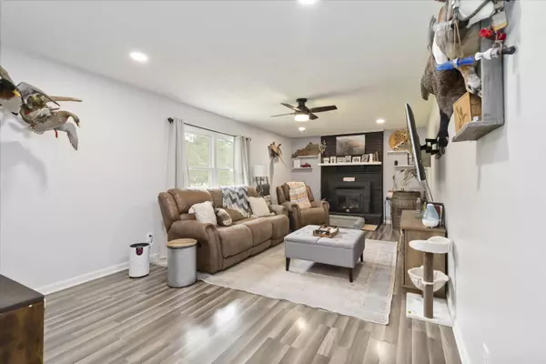 Stanford, KY 40484,120 Halls Gap Estates Road