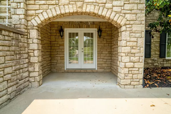 Cynthiana, KY 41031,20 Walnut Hill Court