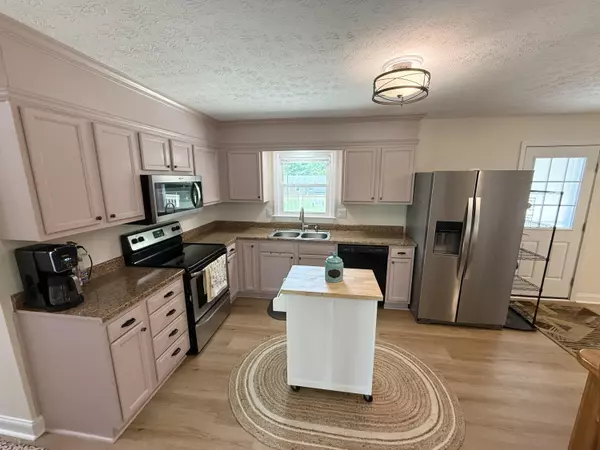 Lawrenceburg, KY 40342,329 Plum Street
