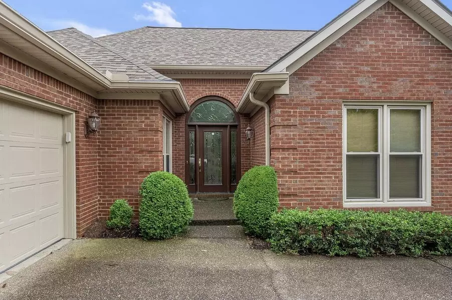 1370 Sugar Maple Lane, Lexington, KY 40511