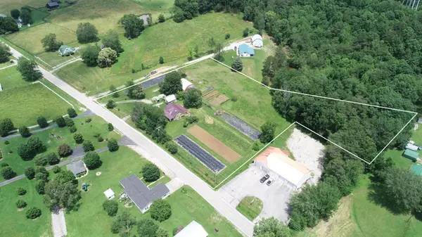 East Bernstadt, KY 40729,7322 KY-490