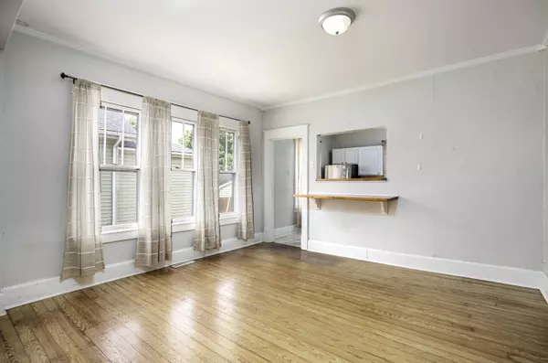 Lexington, KY 40505,127 Locust Avenue