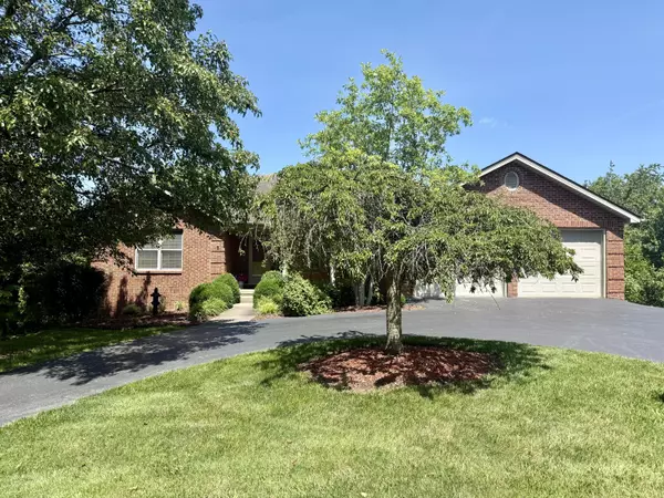 781 E Lexington Street, Harrodsburg, KY 40330