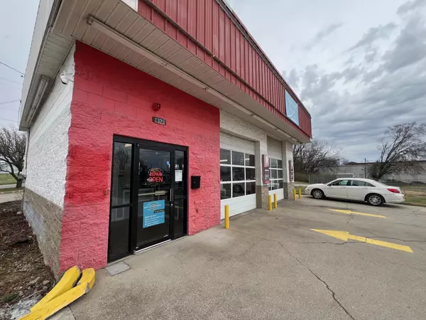 Winchester, KY 40391,380 Noble King Court