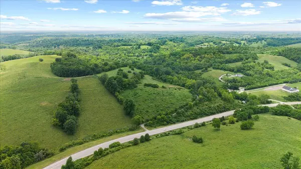 Winchester, KY 40391,3020 Dry Fork Creek Road