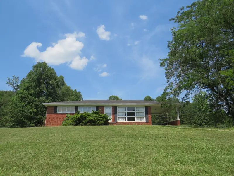 1895 Ky 1809, Bryants Store, KY 40921
