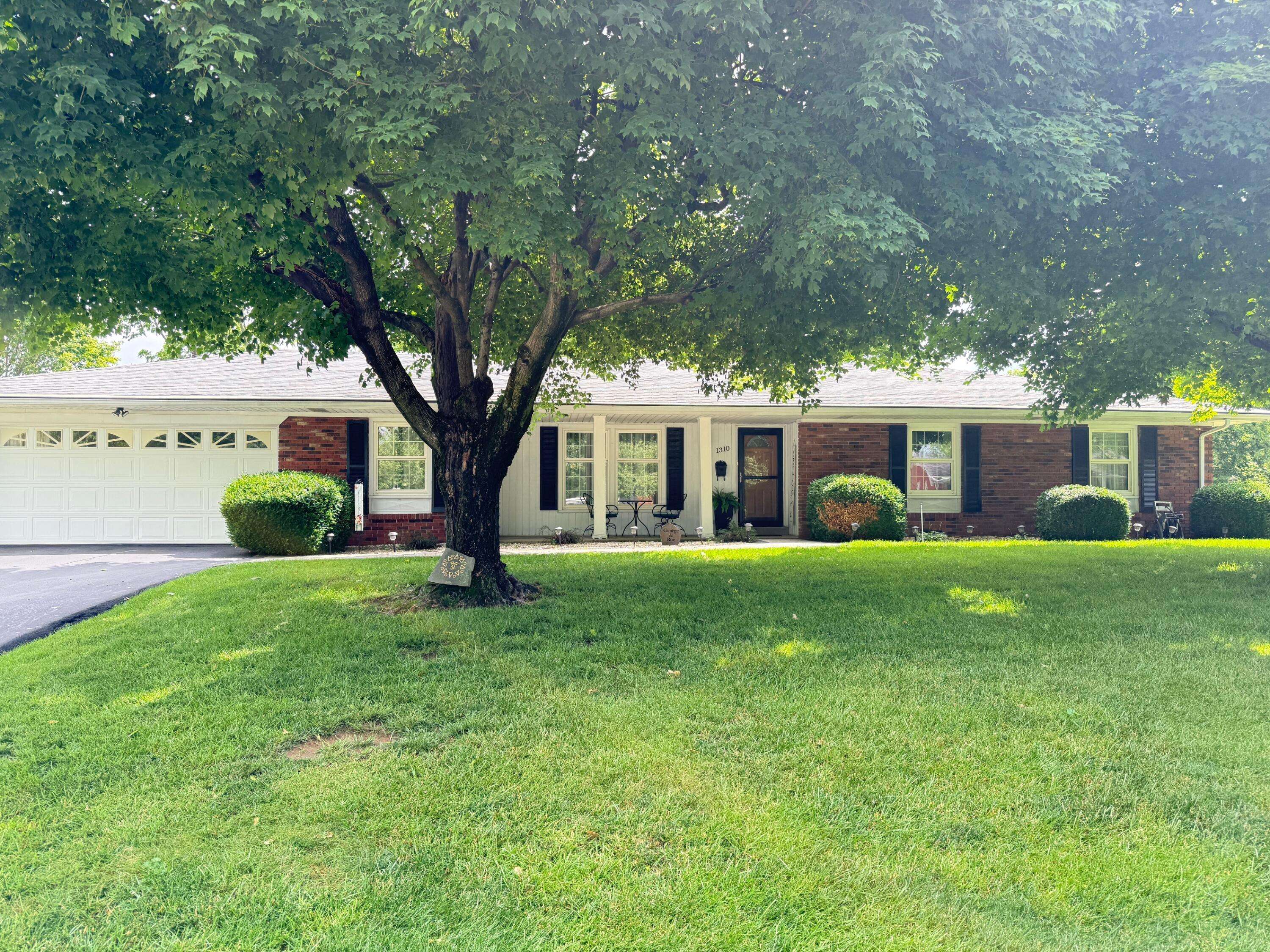 1310 Lago Drive, Frankfort, KY 40601
