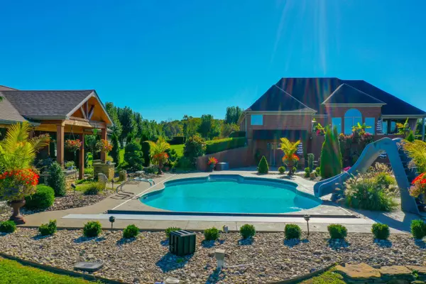1488 Pine Grove School Road, London, KY 40744