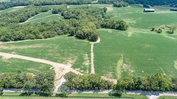 Paris, KY 40361,1110 Redmon Road