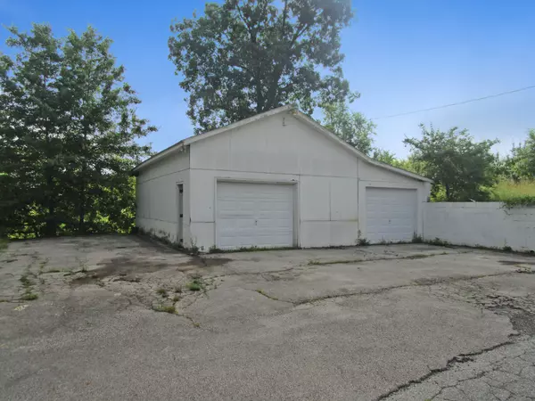 Frankfort, KY 40601,4000 Shadrick Ferry Road
