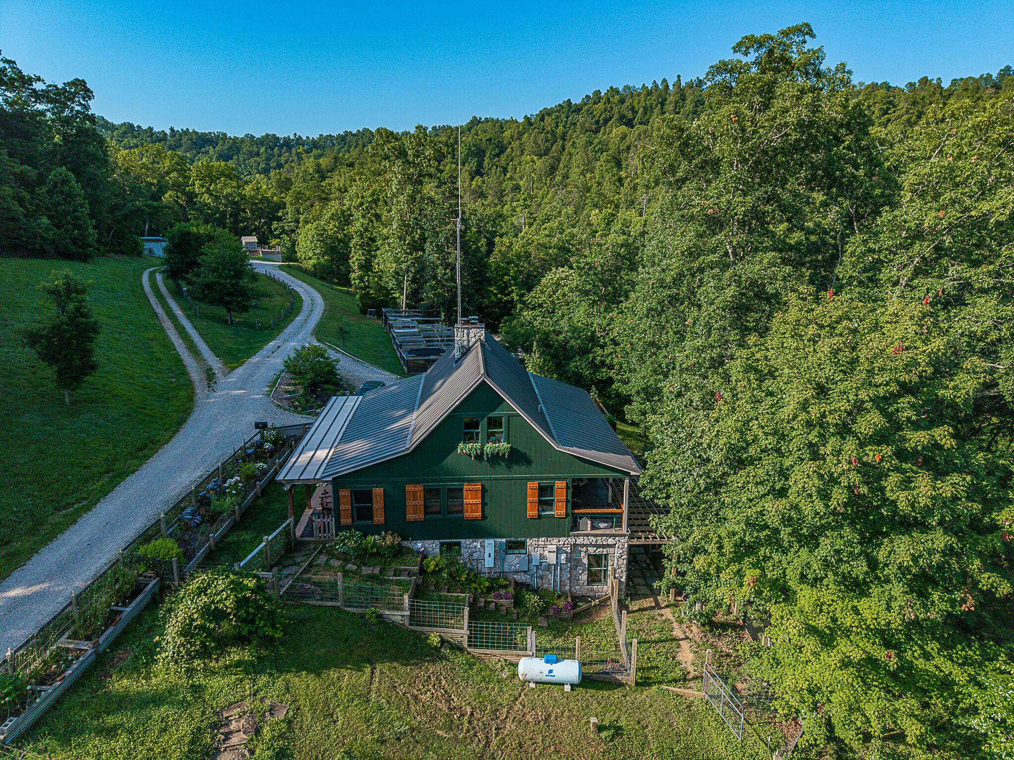 70 Queensland Lane, Louisa, KY 41230