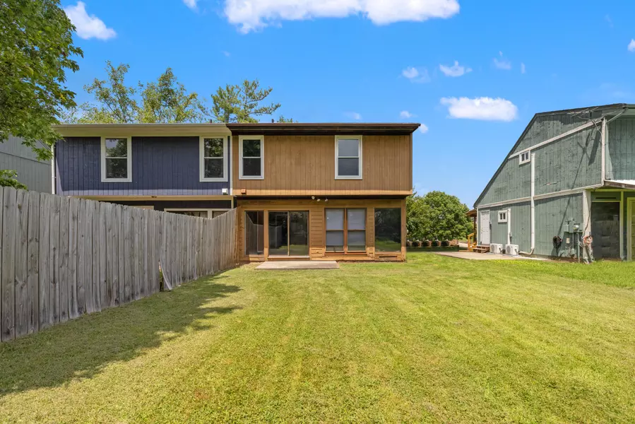 1342 Leaning Tree Lane, Lexington, KY 40517