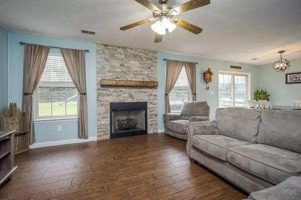 Nicholasville, KY 40356,208 N Town Branch Drive