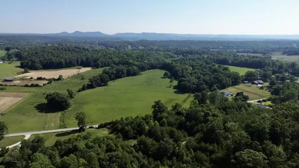 Irvine, KY 40336,268 Highway 2001