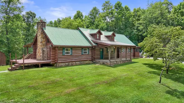 352 Smith Branch, Beattyville, KY 41311