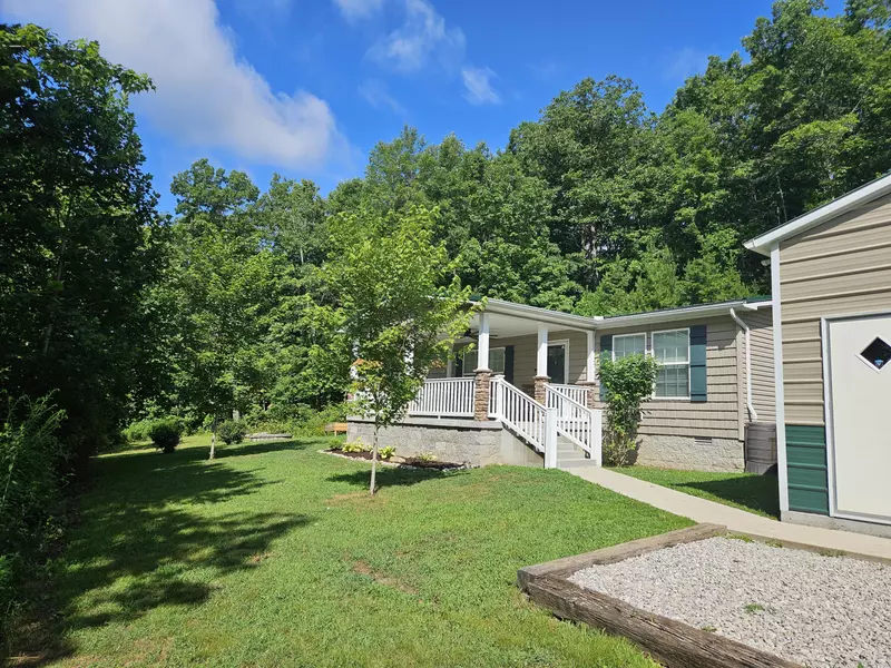 335 Secluded Ridge Rd., Mt Vernon, KY 40456