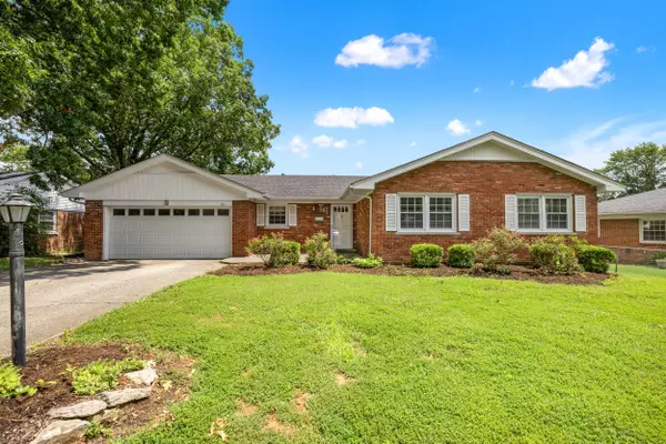 151 Pinehurst Drive, Frankfort, KY 40601