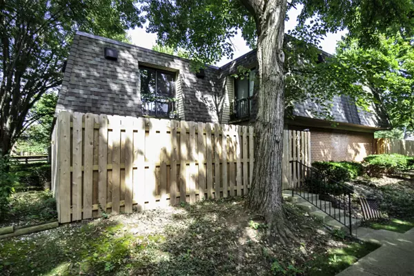 Lexington, KY 40517,401 Redding Road #3