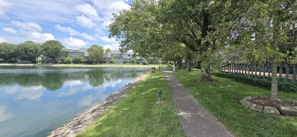 Nicholasville, KY 40356,315 Strawberry Lane
