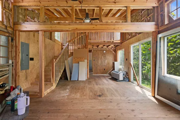 Berea, KY 40403,569 Owsley Fork Road