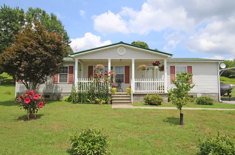 28 Chestnut Street, Crab Orchard, KY 40419