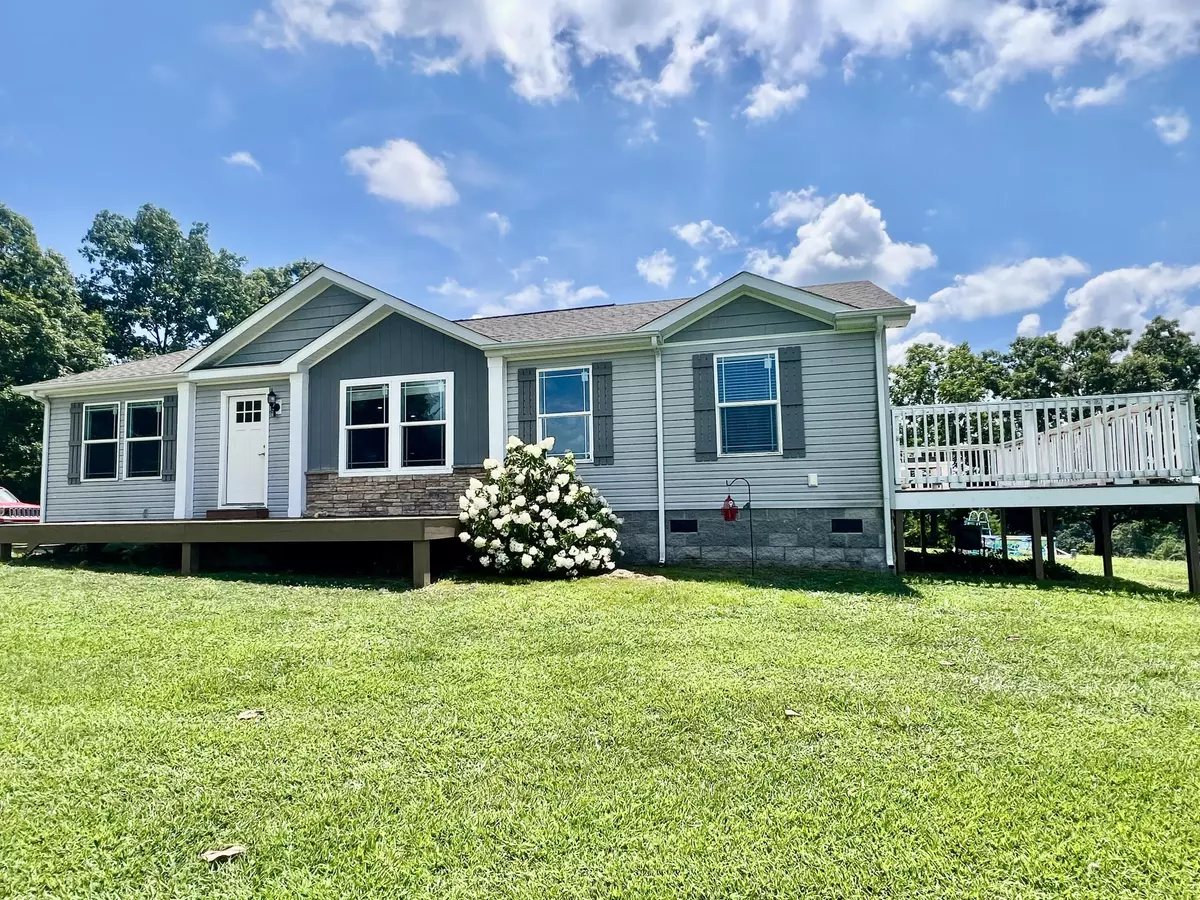 Brodhead, KY 40409,104 Peachtree Lane