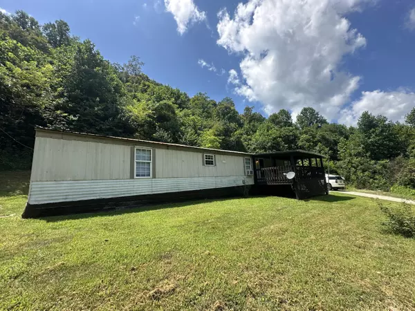 Irvine, KY 40336,1850 Barnes Mountain Road