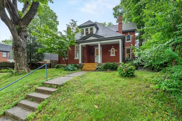 Lexington, KY 40508,618 N Broadway