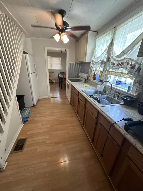 Paris, KY 40361,1796 Ruddles Mill Road