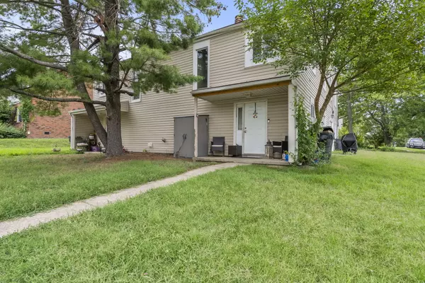 Lexington, KY 40517,2900 Winter Garden