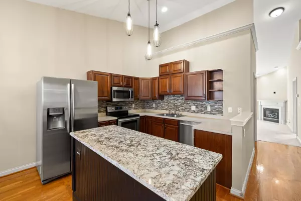 Lexington, KY 40502,3410 Overbrook Fountain