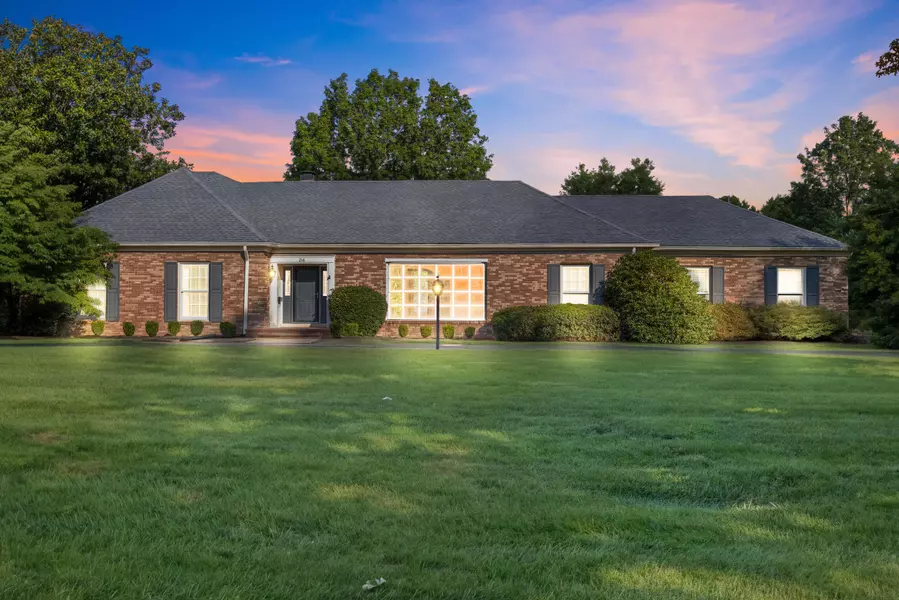216 Country Lane, Frankfort, KY 40601