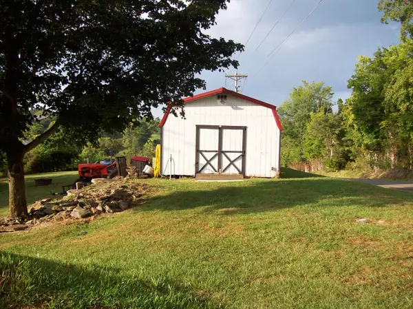 Cynthiana, KY 41031,1668 Ky Hwy 1842E