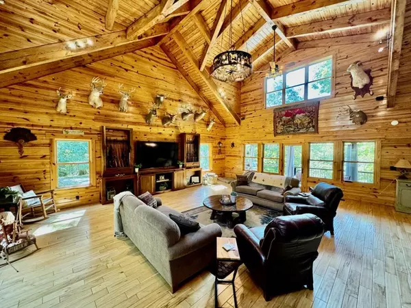 Willisburg, KY 40078,1500 Heavenly Way