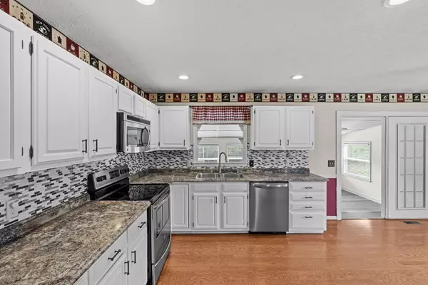 Georgetown, KY 40324,102 Creekview Court