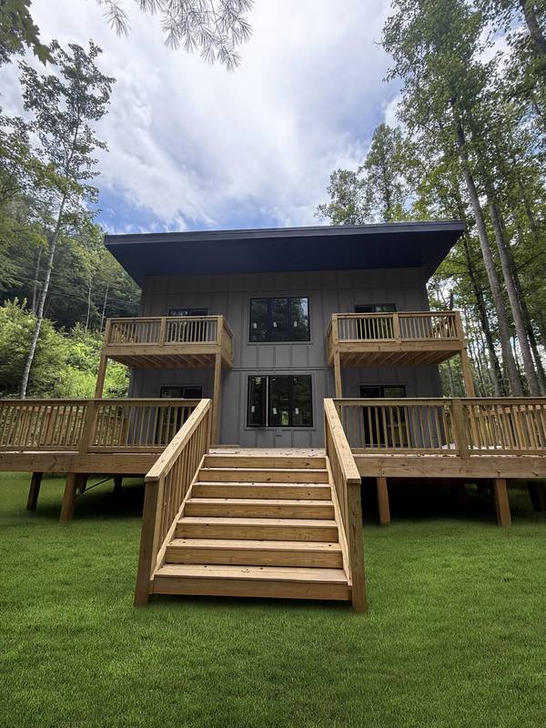 146 High Falls Road, Rogers, KY 41365