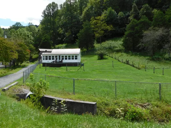 Wallins, KY 40873,930 Terry's Fork Road