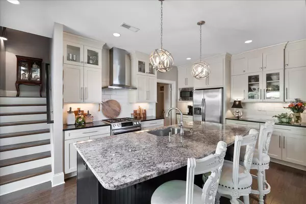 Nicholasville, KY 40356,206 Daylily Drive