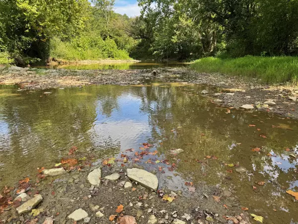 Irvine, KY 40336,1 KY-52 Highway