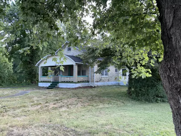 Russell Springs, KY 42642,993 Lakeway Drive