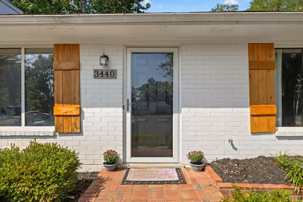 Lexington, KY 40515,3440 Featherston Drive