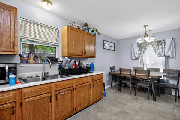 Lexington, KY 40508,915 Whitney Avenue