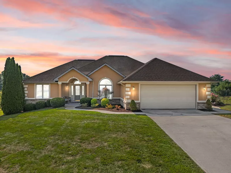 83 Clear Lake Court, Somerset, KY 42503