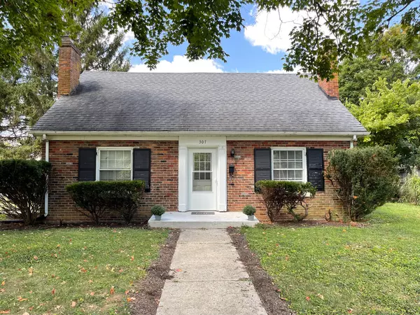 Lexington, KY 40511,305-307 Hillsboro Avenue