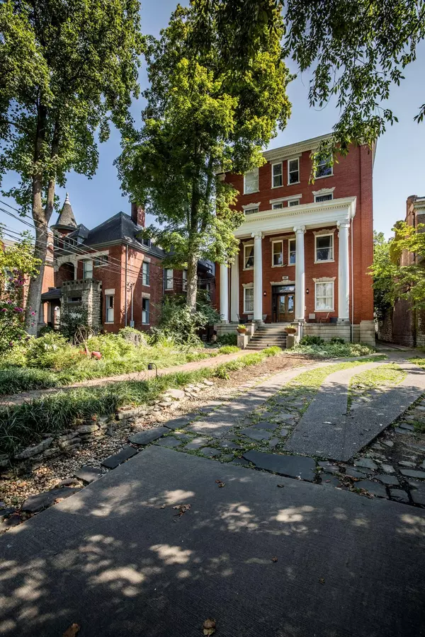 Lexington, KY 40507,441 W 2nd Street #130