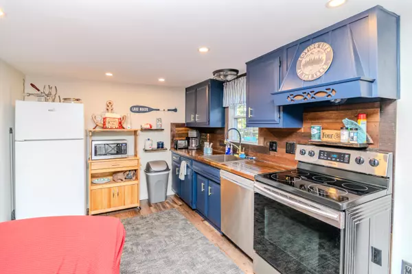 Lawrenceburg, KY 40342,1058 S Lakeshore Drive