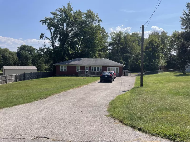 2412 Parkwood Road, Louisville, KY 40214