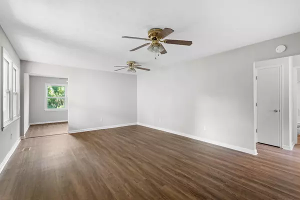 Frankfort, KY 40601,230 Donalynn Drive