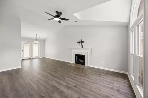 Lexington, KY 40513,3624 Cottage Circle