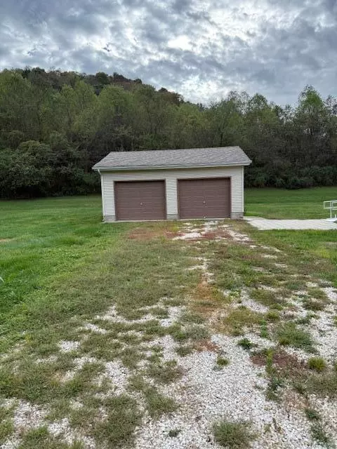 Vanceburg, KY 41179,69 Lexie Lane